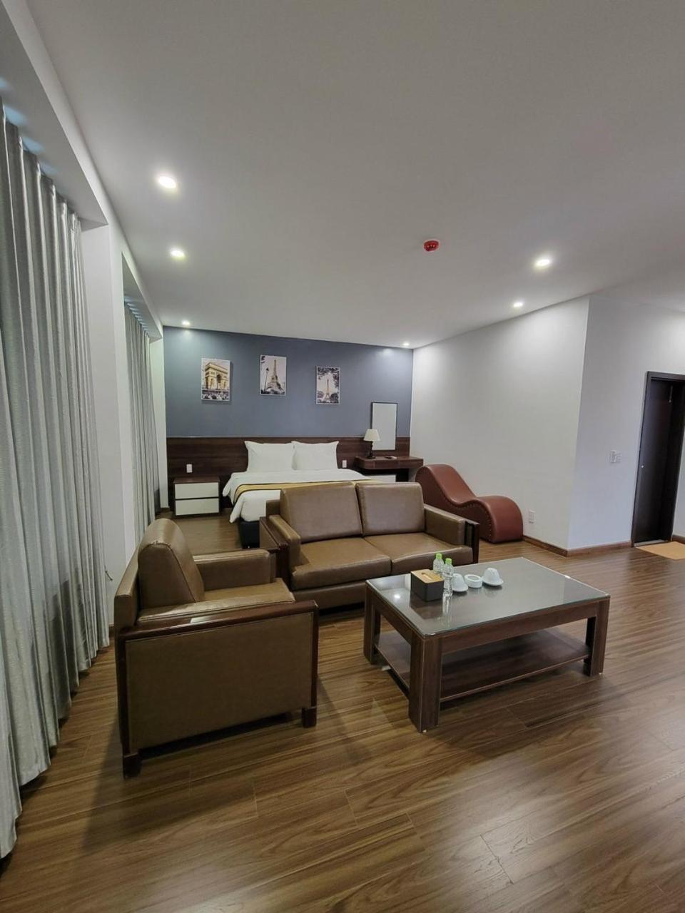Vinh Yen Kim Thanh Hotel, Vinh Phuc - Near Heron Lake Golf, Dam Vac מראה חיצוני תמונה