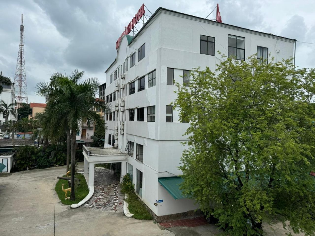 Vinh Yen Kim Thanh Hotel, Vinh Phuc - Near Heron Lake Golf, Dam Vac מראה חיצוני תמונה